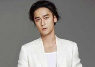 娱乐吃瓜君石头男星,娱乐吃瓜君揭秘娱乐圈神秘石头男星背后的故事