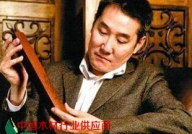 吃瓜娱乐圈 导演海岩,揭秘娱乐圈背后的“吃瓜”真相