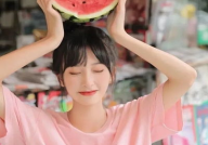 娱乐吃瓜群头像图片女,揭秘娱乐吃瓜群头像中的魅力女生