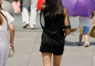 细腿美女,时尚穿搭与身材比例的完美演绎”