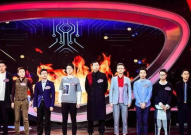 吃娱乐瓜观众,揭秘明星们的甜蜜与苦涩